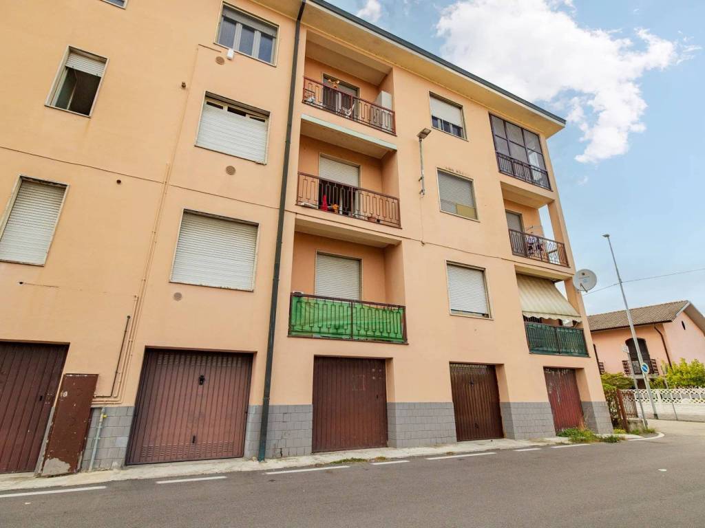 appartamento in vendita a Salerano sul Lambro