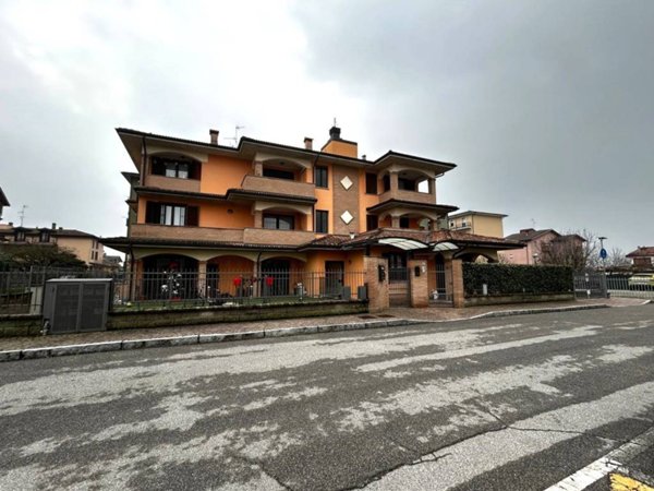 appartamento in vendita a Salerano sul Lambro