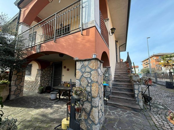 casa indipendente in vendita a Salerano sul Lambro
