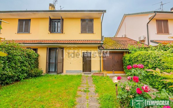 casa indipendente in vendita a Salerano sul Lambro