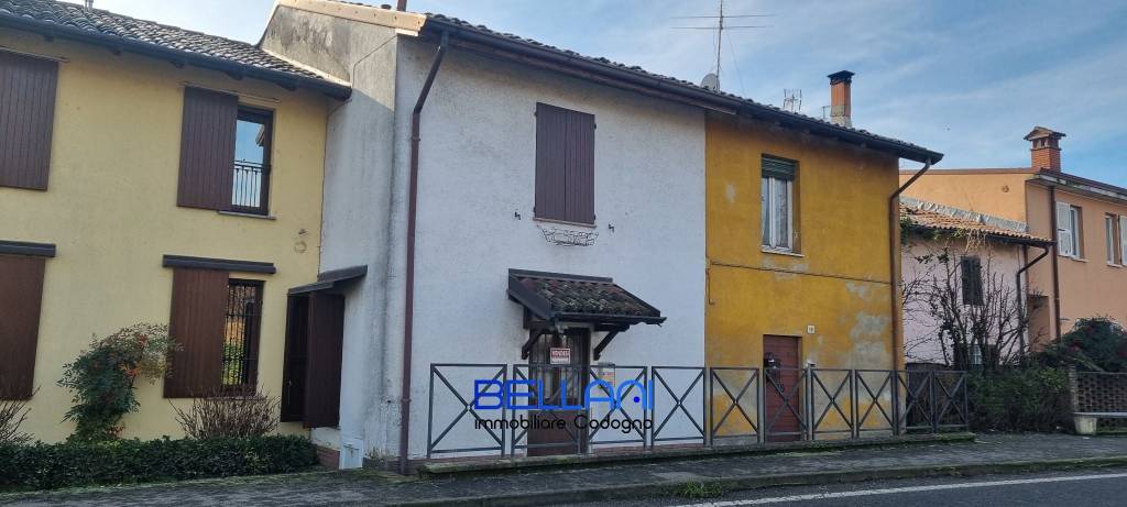 casa indipendente in vendita a San Fiorano