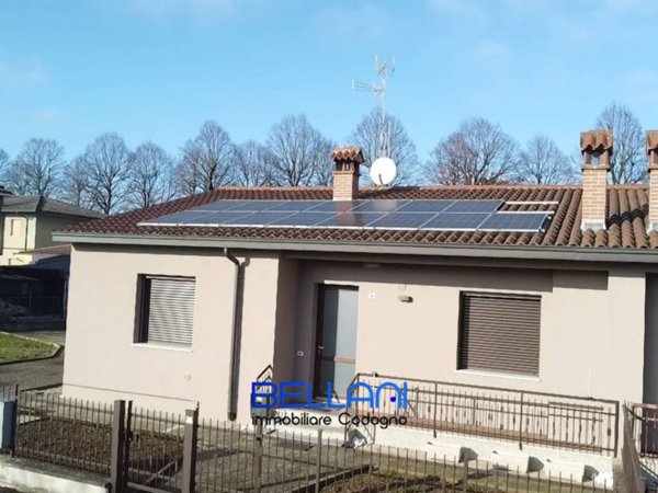 casa indipendente in vendita a San Fiorano
