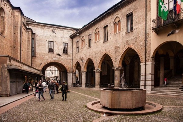 casa indipendente in vendita a San Fiorano