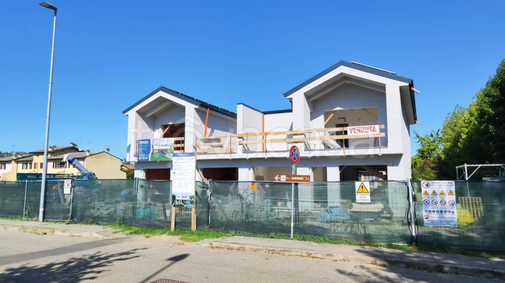 casa indipendente in vendita a San Fiorano