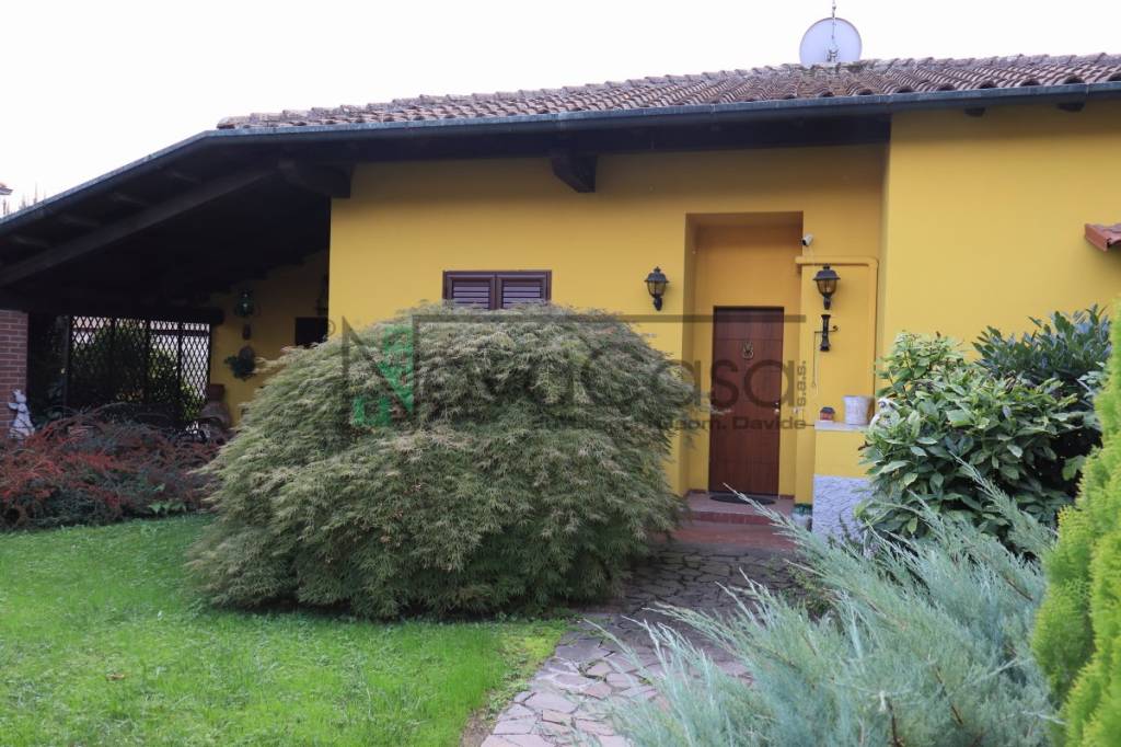 casa indipendente in vendita a San Fiorano