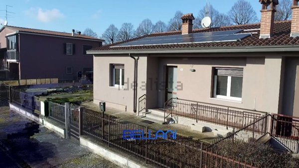 casa indipendente in vendita a San Fiorano