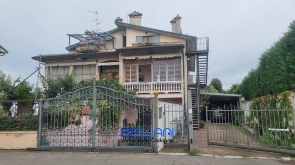 appartamento in vendita a San Fiorano