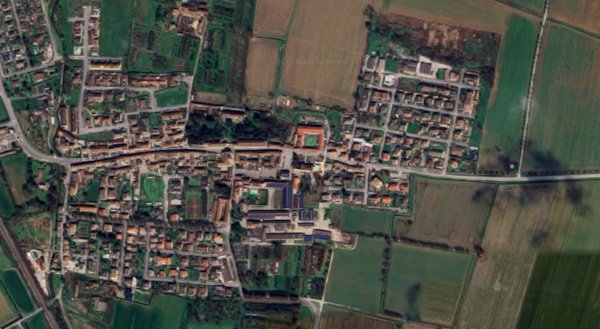 terreno edificabile in vendita a San Fiorano