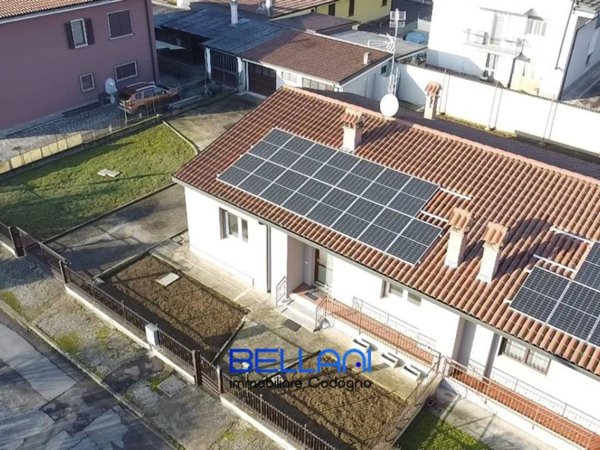 casa indipendente in vendita a San Fiorano