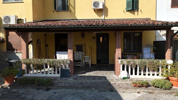 casa indipendente in vendita a San Fiorano