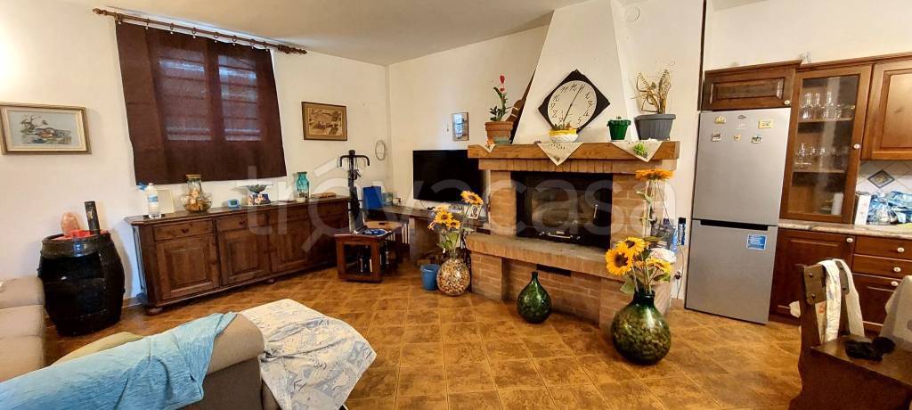 casa indipendente in vendita a Pecetto di Valenza in zona Pellizzari