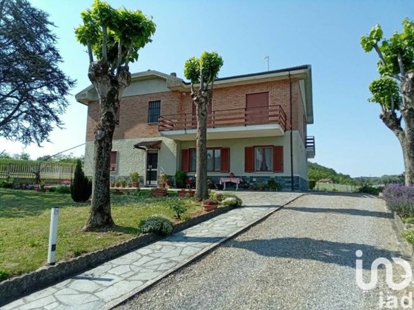 casa indipendente in vendita a Pecetto di Valenza
