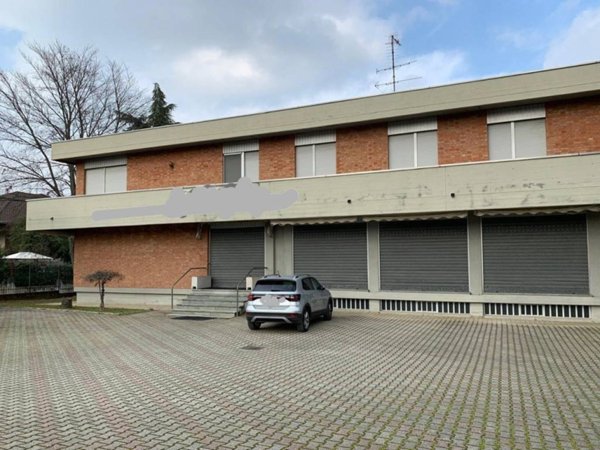 locale commerciale in vendita a Pecetto di Valenza in zona Pellizzari