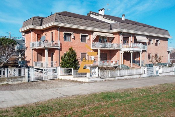 appartamento in vendita a Pecetto di Valenza in zona Pellizzari