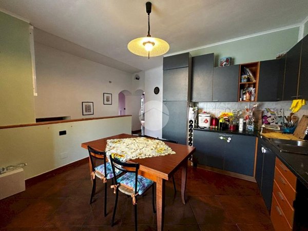 casa semindipendente in vendita a Pecetto di Valenza