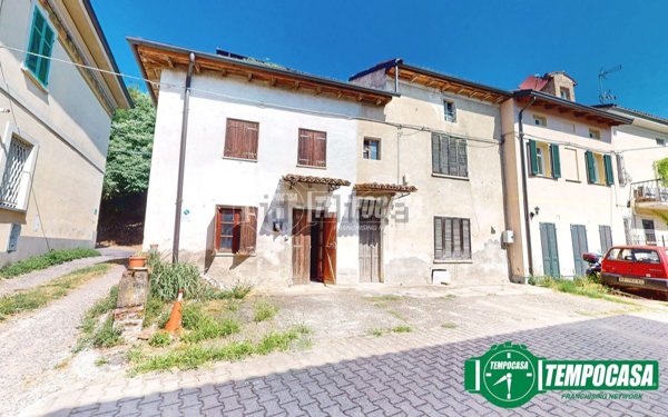 casa indipendente in vendita a Pecetto di Valenza