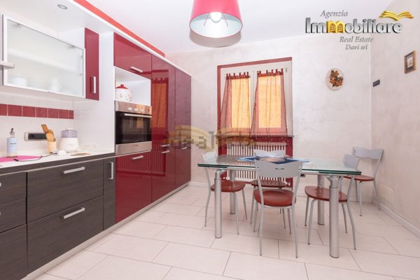 casa indipendente in vendita a Pecetto di Valenza