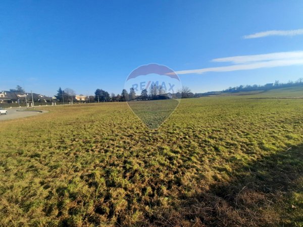 casale in vendita a Pecetto di Valenza in zona Pellizzari