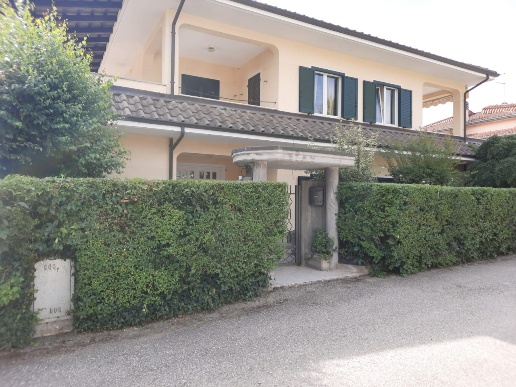 casa indipendente in vendita a Pecetto di Valenza in zona Pellizzari