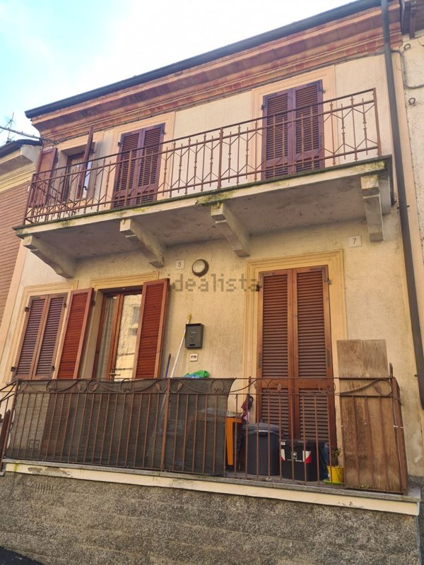 casa indipendente in vendita a Pecetto di Valenza