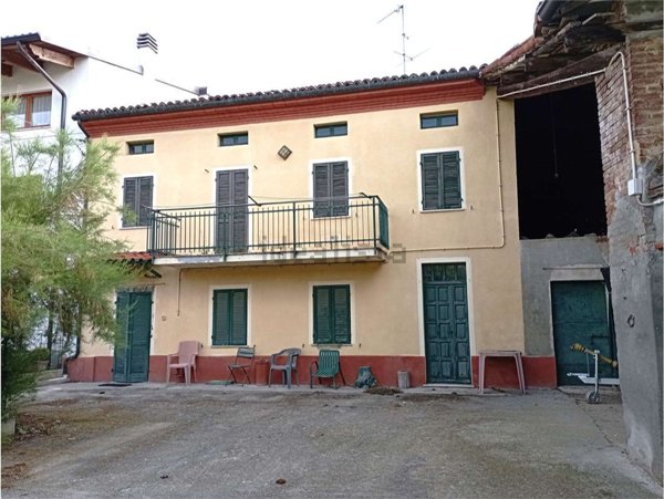 casa indipendente in vendita a Pecetto di Valenza