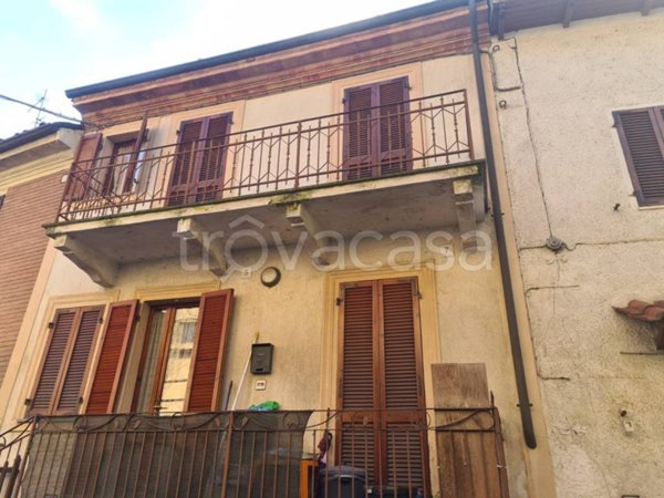 casa indipendente in vendita a Pecetto di Valenza