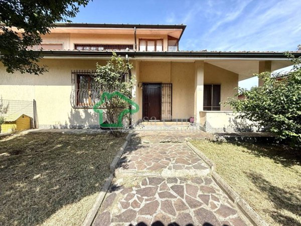casa indipendente in vendita a San Martino in Strada
