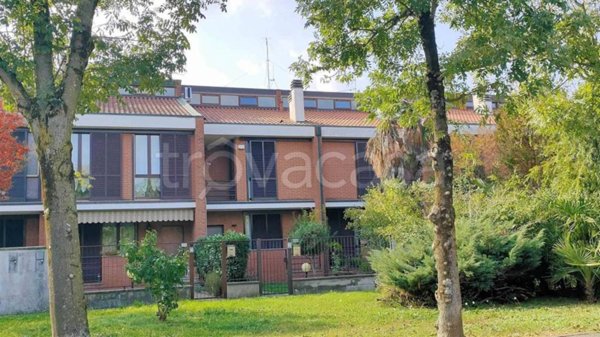 casa indipendente in vendita a San Martino in Strada