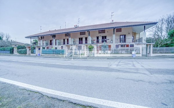 casa indipendente in vendita a San Martino in Strada in zona Sesto