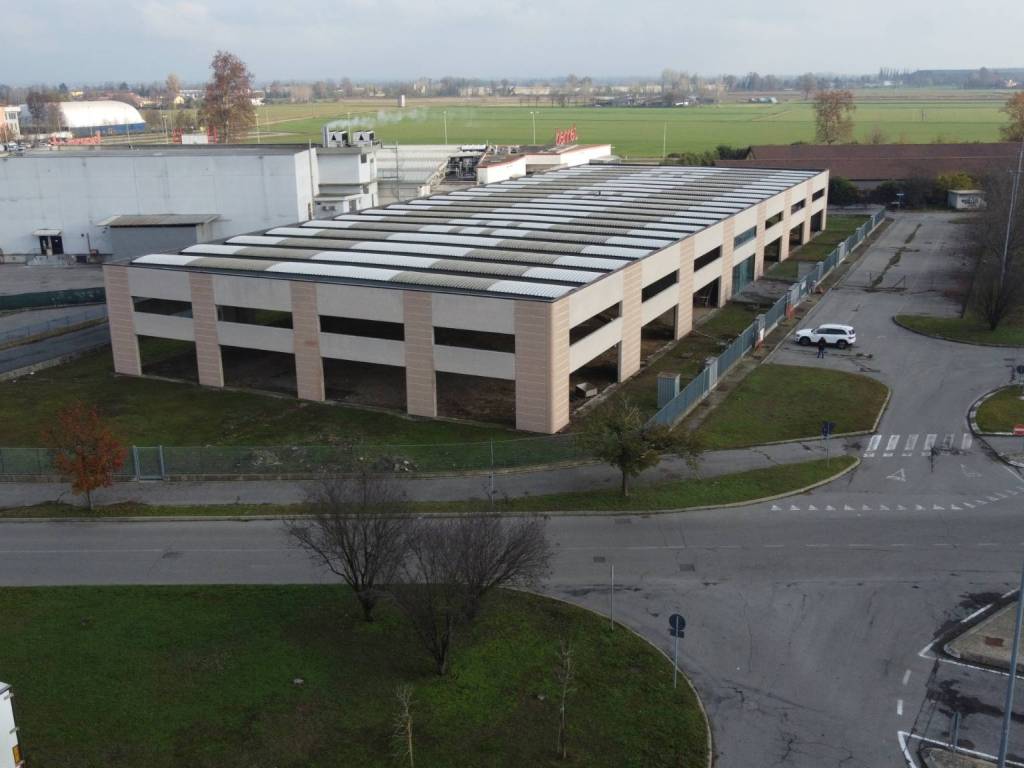 capannone in vendita a San Martino in Strada