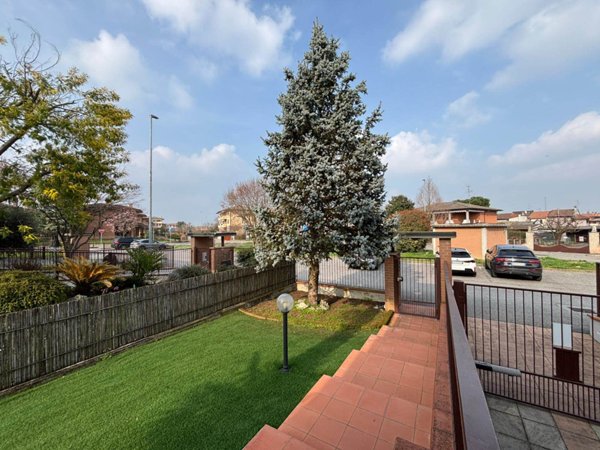 casa indipendente in vendita a San Martino in Strada