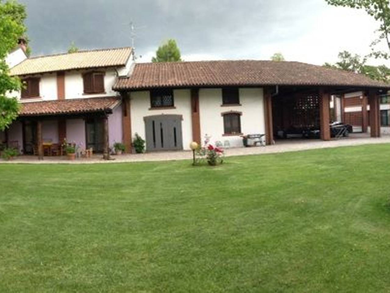 casale in vendita a San Martino in Strada