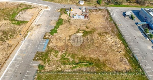 terreno edificabile in vendita a San Martino in Strada