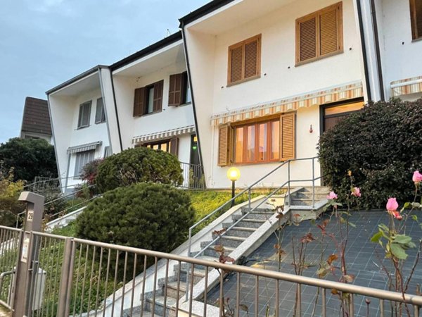 casa indipendente in vendita a San Rocco al Porto