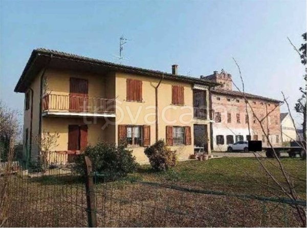 casale in vendita a San Rocco al Porto