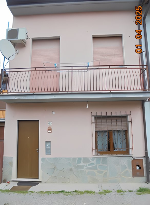 casa indipendente in vendita a San Rocco al Porto