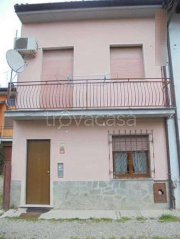 casa indipendente in vendita a San Rocco al Porto
