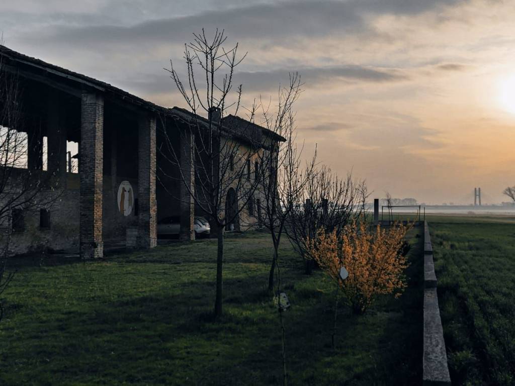 casa indipendente in vendita a San Rocco al Porto