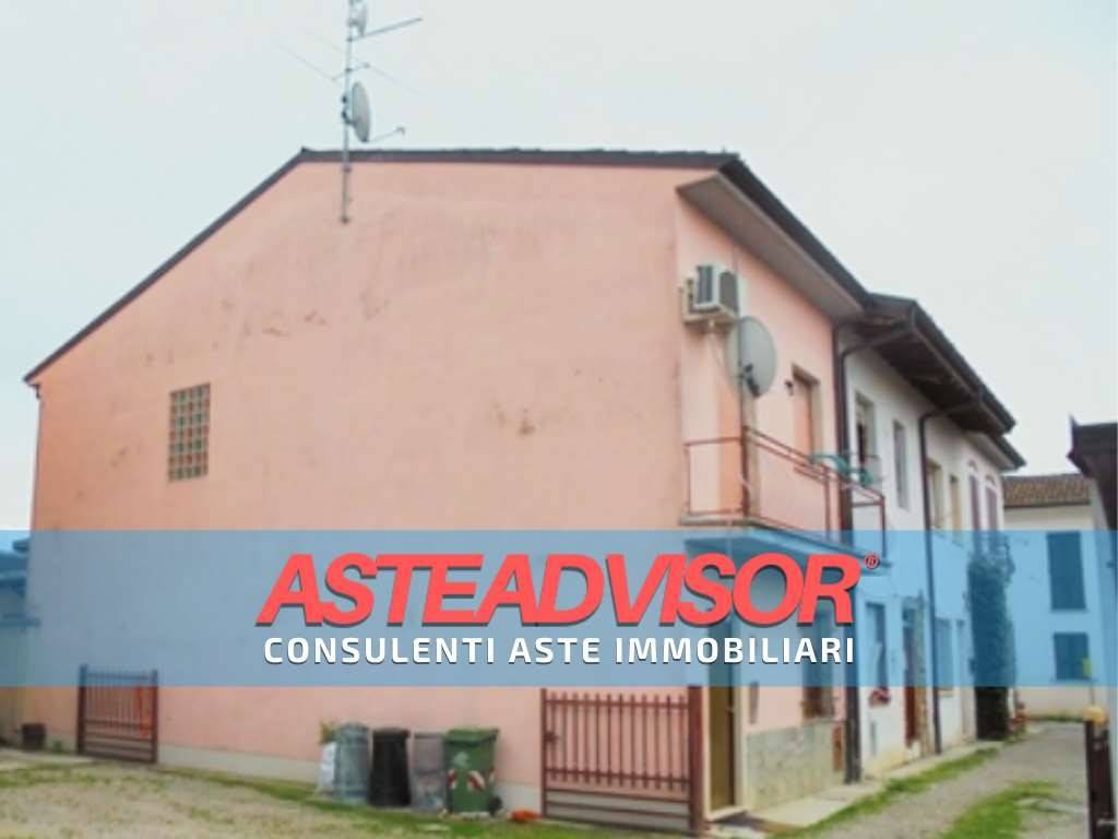 casa indipendente in vendita a San Rocco al Porto