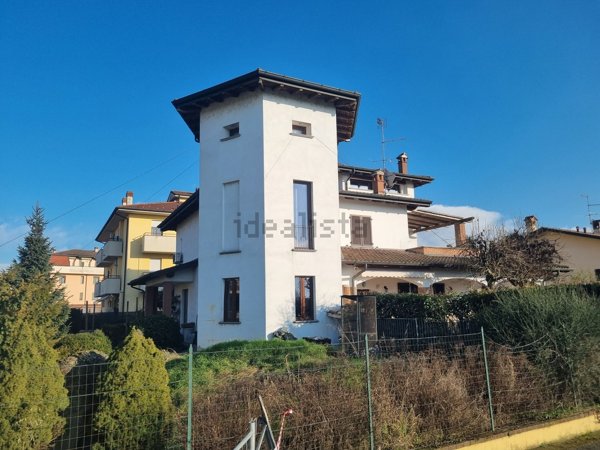 casa indipendente in vendita a San Rocco al Porto