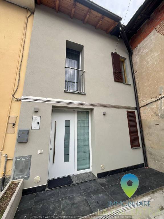 casa indipendente in vendita a San Rocco al Porto