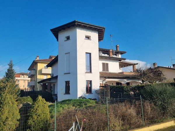 casa indipendente in vendita a San Rocco al Porto