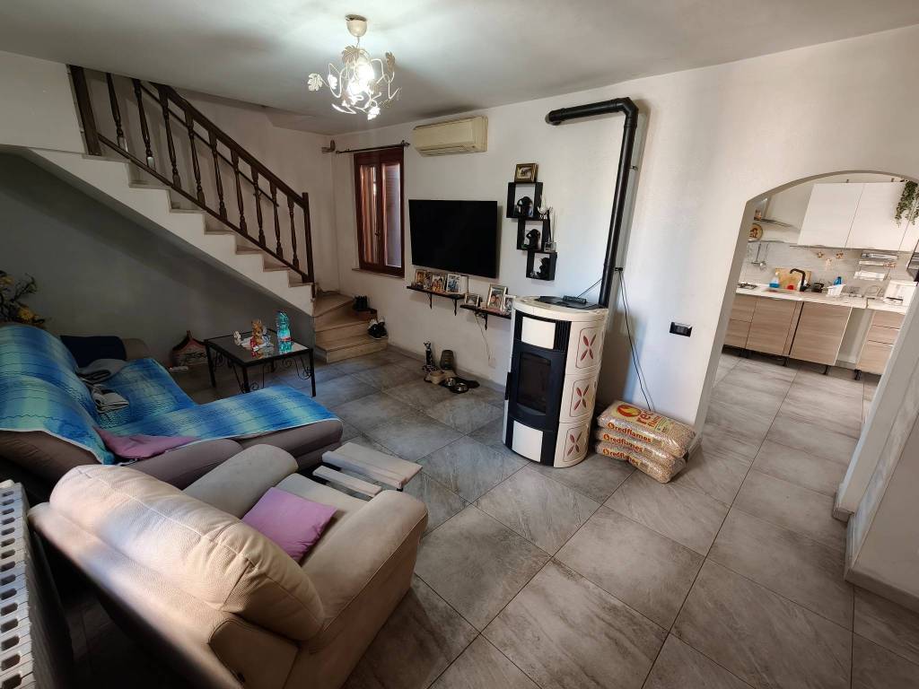 casa indipendente in vendita a San Rocco al Porto