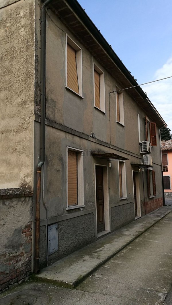 casa indipendente in vendita a San Rocco al Porto