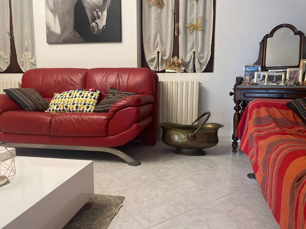 casa indipendente in vendita a San Rocco al Porto