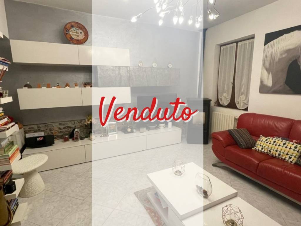 casa indipendente in vendita a San Rocco al Porto