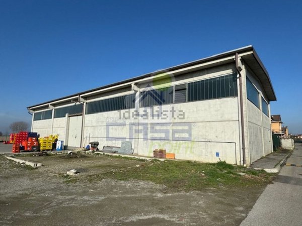 capannone in vendita a Sant'Angelo Lodigiano in zona Ranera