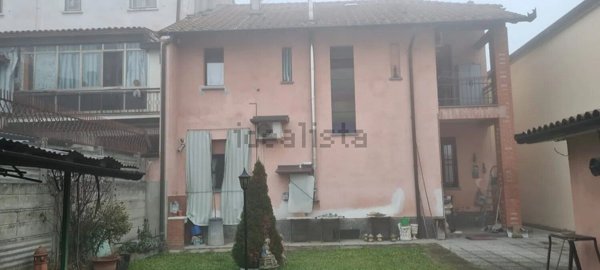 casa indipendente in vendita a Sant'Angelo Lodigiano
