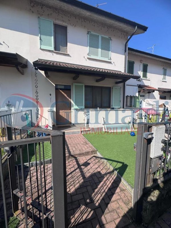 casa indipendente in vendita a Sant'Angelo Lodigiano