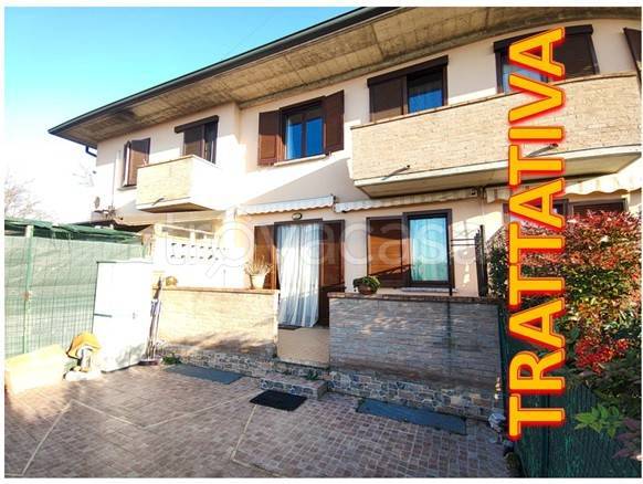 casa indipendente in vendita a Sant'Angelo Lodigiano